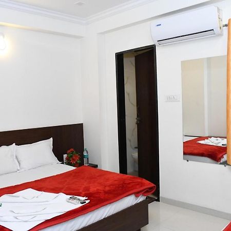 Hotel Sai Shatabdi Shirdi Exterior photo