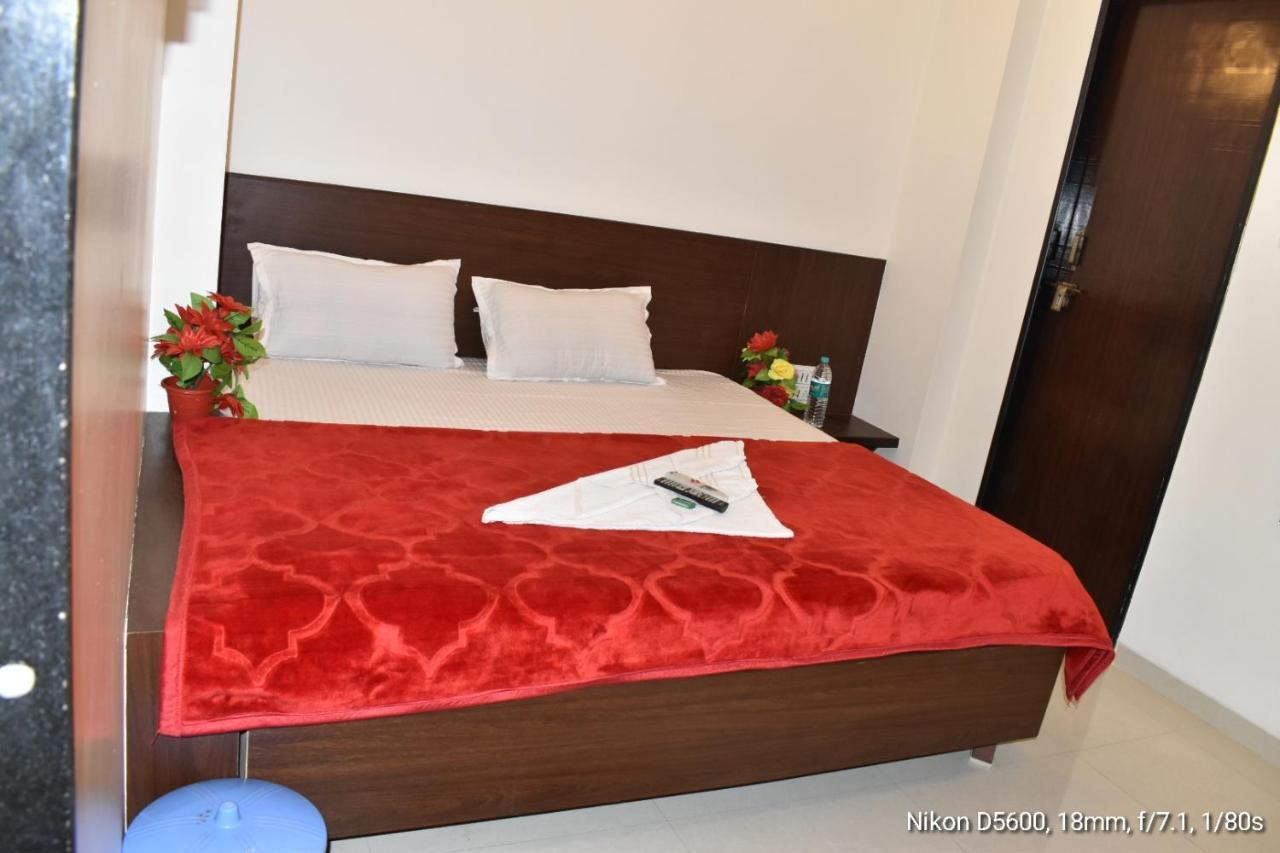 Hotel Sai Shatabdi Shirdi Exterior photo